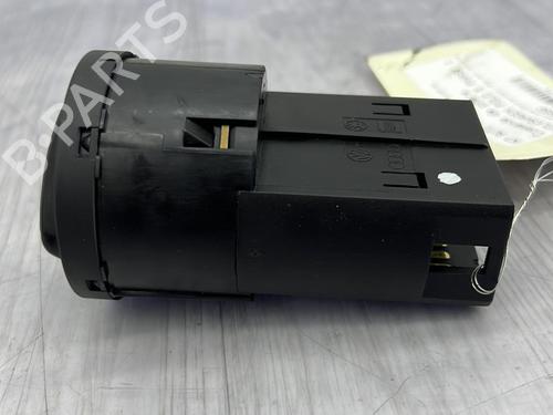 Used Headlight switch Headlight switch VW POLO V (6R1, 6C1) 1.2 (60 hp) 23703895 23703895