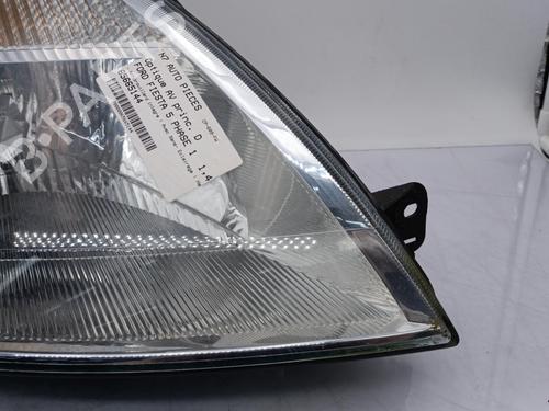 Used Right headlight FORD FIESTA V (JH_, JD_) 1.4 TDCi (68 hp) 23712115