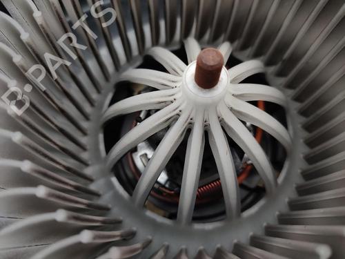 Heater blower motor VW POLO V (6R1, 6C1) 1.6 TDI | BP23741832M62 