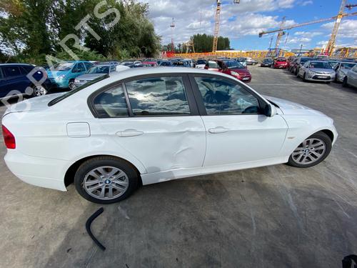 right-rear-fenders-bmw-3-e90-2004-2005-2006-2007-2008-2009-2010-2011-2012-38760263 main image