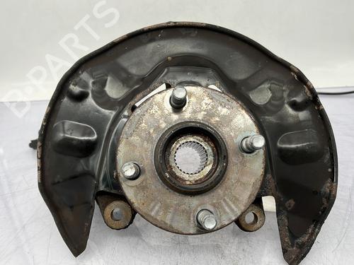 Used Left front steering knuckle TOYOTA COROLLA (_E12_) 1.4 D (NDE120_, NDE120R) (90 hp) 23759353