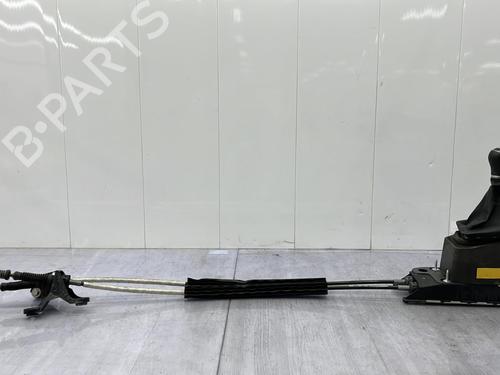 Used Gear lever VW POLO VI (AW1, BZ1, AE1) 1.0 TSI (95 hp) 23704648