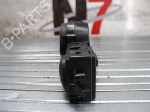 Used Climate control Climate control RENAULT SCÉNIC II (JM0/1_) 1.9 dCi (JM0G, JM12, JM1G, JM2C) (120 hp) 23667363 23667363