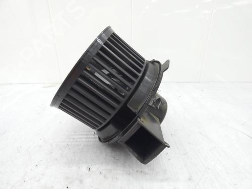 Gebläsemotor für PEUGEOT 206 Hatchback (2A/C) 1.4 HDi eco 70 (68 hp) 23699284