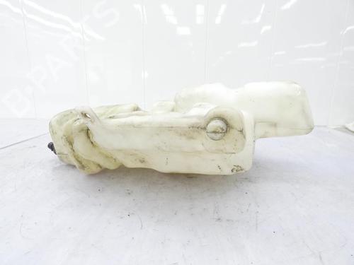 Used Windscreen washer tank Windscreen washer tank MERCEDES-BENZ VITO Bus (W638) 108 CDI 2.2 (638.194) (82 hp) 23669977 23669977
