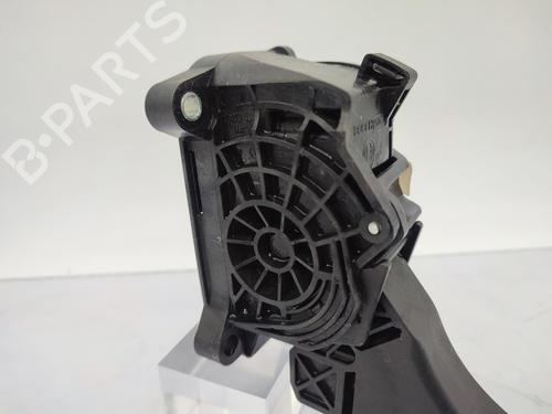 Used Pedal Pedal 23712575 23712575