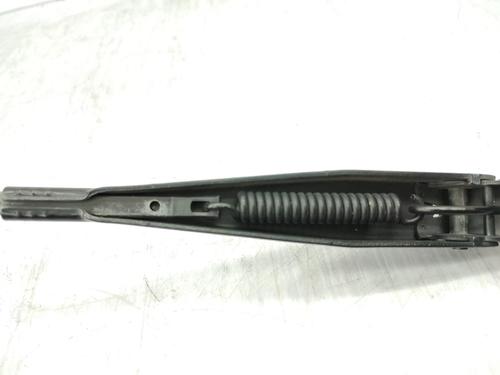 Used Front windshield wiper arm BMW X1 (F48) sDrive 16 d (116 hp) 23722495