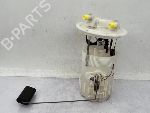 Used Fuel pump RENAULT KANGOO / GRAND KANGOO II (KW0/1_) 1.5 dCi 90 (KW05, KW08, KW0G, KW11) (90 hp) 30176709