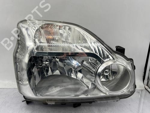 Used Right headlight NISSAN X-TRAIL II (T31) 2.0 dCi 4x4 (150 hp) 31376680
