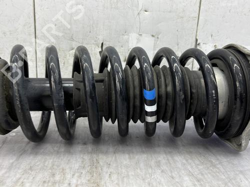 Right front shock absorber MERCEDES-BENZ E-CLASS T-Model (S213) E 220 d (213.204) | BP32386426M17