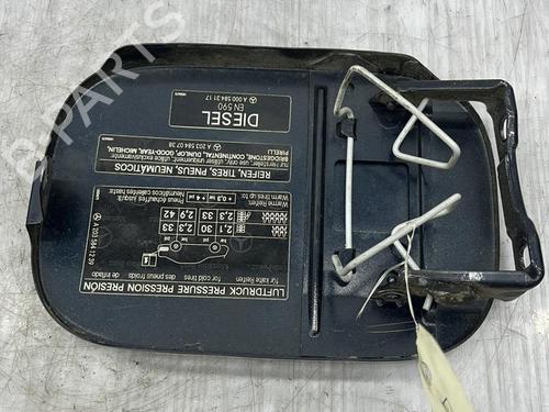 Used Fuel flap MERCEDES-BENZ C-CLASS T-Model (S203) C 200 CDI (203.204) (116 hp) 23695273