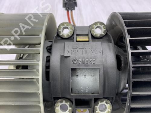 Heater blower motor BMW 3 Touring (E46) 330 xd | BP23668985M62 