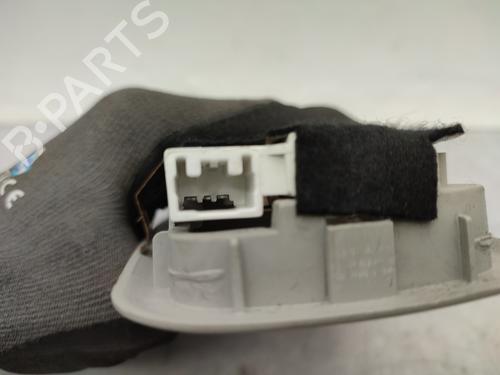 interior-roof-light-toyota-verso-_r2_-2009-2010-2011-2012-2013-2014-2015-2016-2017-2018-27575315 main image