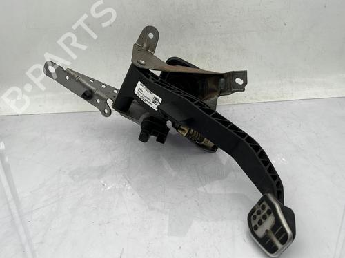 Used Clutch pedal FORD FOCUS IV (HN) 1.0 EcoBoost (125 hp) 29839236