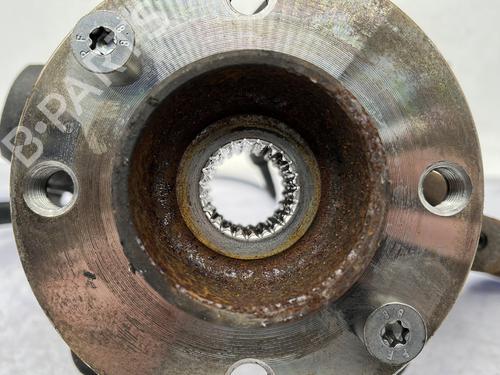 right-front-steering-knuckle-dacia-sandero-iii-2021-31286938 main image