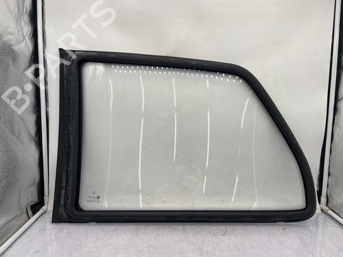 Panel rude bagtil højre Panel rude bagtil højre PEUGEOT 106 I (1A, 1C) 1.0 (50 hp) 34455827 34455827