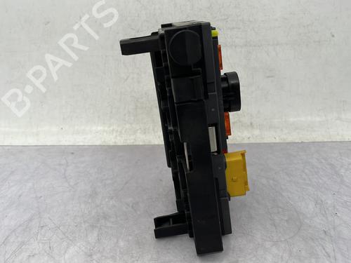Used Fuse box Fuse box PEUGEOT 308 I (4A_, 4C_) 1.6 HDi (92 hp) 33125514 33125514