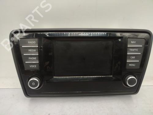Used Display monitor SKODA OCTAVIA III (5E3, NL3, NR3) 1.6 TDI (105 hp) 24330861