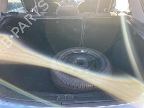 Right headlight FORD FIESTA V (JH_, JD_) 1.25 16V | BP23675451C29 