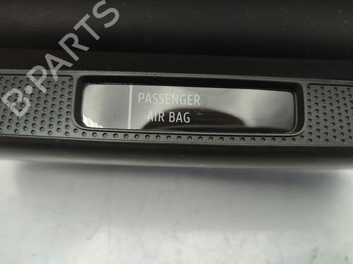 Interior roof light RENAULT CLIO V (B7_) 1.0 TCe 90 (B7MT) | BP25475078I8 