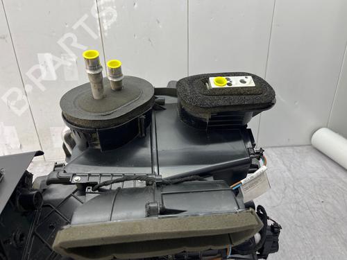 Heater matrix box RENAULT MASTER III Van (FV) 2.3 dCi 125 FWD (FV0C, FV0D, FV0G, FV0H, FV0J, FV0K,... | BP39717022M61 - Image 9