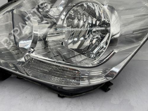 Left headlight TOYOTA VERSO (_R2_) 2.0 D-4D (AUR20_, AUR20R) | BP30132284C28 