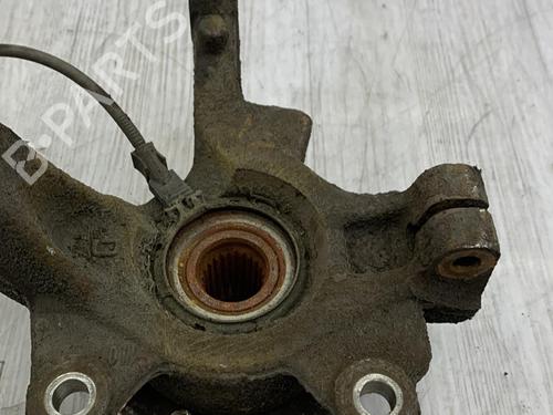 Used Right front steering knuckle RENAULT CLIO III (BR0/1, CR0/1) 1.5 dCi (75 hp) 23704089