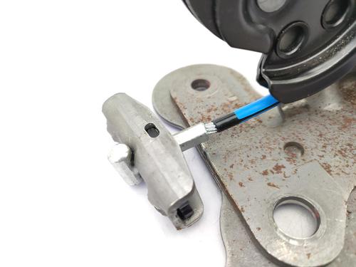 Hand brake PEUGEOT 208 I (CA_, CC_) 1.6 VTi | BP23749711I18