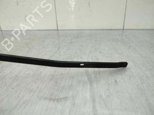 Front windshield wiper arm RENAULT CLIO IV (BH_) 1.5 dCi 90 | BP23722906C143 