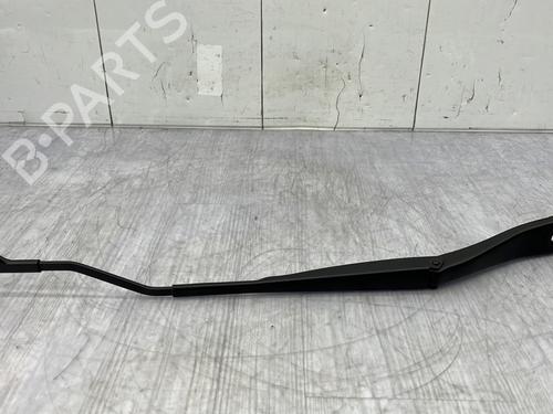 Used Front windshield wiper arm RENAULT CLIO V (B7_) 1.0 TCe 90 (B7MT) (91 hp) 23683345
