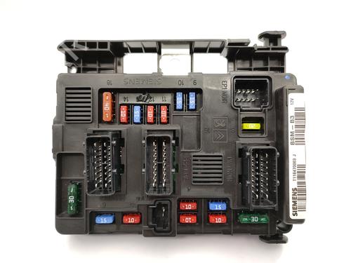 Used Fuse box CITROËN C2 (JM_) 1.1 (60 hp) 23759295