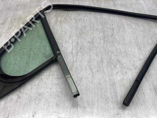 Højre foran trekantet rude PEUGEOT 308 I (4A_, 4C_) 1.6 HDi (109 hp) 31754930