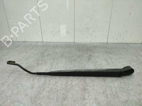 Used Front windshield wiper arm CITROËN C3 Pluriel (HB_) 1.4 (73 hp) 23711579
