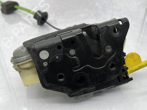 Fechadura frente direita AUDI A5 (8T3) S5 quattro (354 hp) 31657201