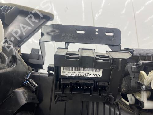 heater-matrix-box-vw-tiguan-5n_-2007-2008-2009-2010-2011-2012-2013-2014-2015-2016-2017-2018-34558693 main image