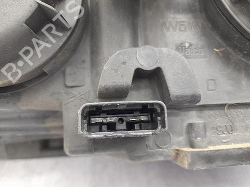 Used Right headlight RENAULT LAGUNA II (BG0/1_) 1.9 dCi (BG08, BG0G) (120 hp) 23708924