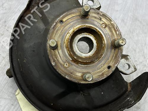 Used Right front steering knuckle Right front steering knuckle ROVER 200 II Hatchback (XW) 214 GSi/Si (103 hp) 23673765 23673765