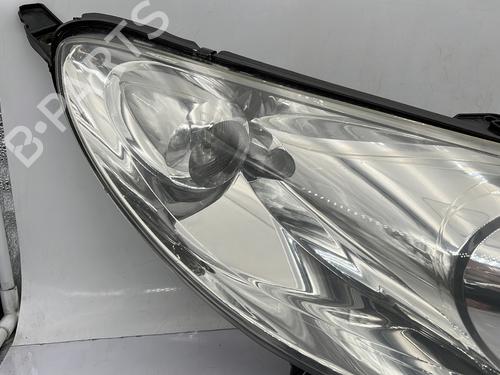 Right headlight PEUGEOT 407 SW (6E_, 6D_) 2.0 HDi 135 | BP28100538C29 