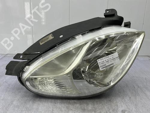 Right headlight CITROËN XSARA PICASSO (N68) 2.0 16V | BP23702870C29 