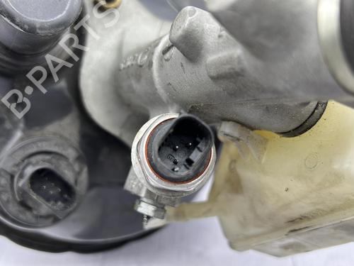 Used Servo brake MERCEDES-BENZ CLK (C209) CLK 270 CDI (209.316) (170 hp) 23684674