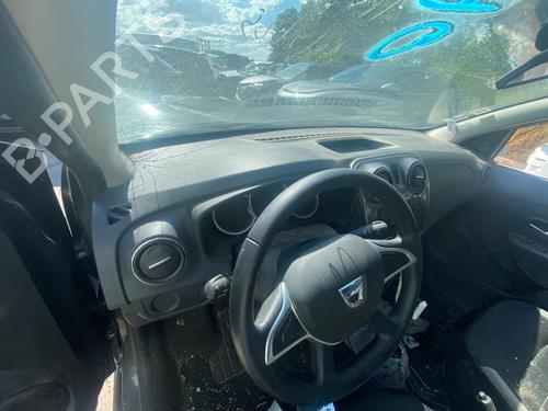 Dashboard DACIA SANDERO II 1.0 SCe 75 (B8JC, B8JD, B8NC) | BP38194630C46 - Image 3