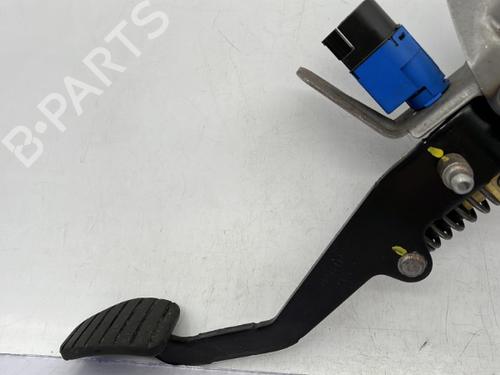 Used Clutch pedal Clutch pedal RENAULT CAPTUR I (J5_, H5_) 1.5 dCi 90 (J5N4, J5M5, J5MW, J5M6, J5AL, J5AJ) (90 hp) 23757903 23757903
