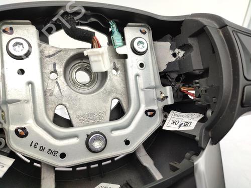 Used Steering wheel KIA RIO III (UB) 1.1 CRDi (75 hp) 23710663