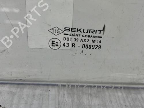 Used Front right quarter glass Front right quarter glass RENAULT TRAFIC Bus (T_, P_, V_) 2.5 D (75 hp) 23680845 23680845