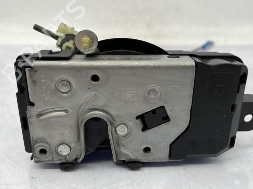 Used Front left lock OPEL ZAFIRA / ZAFIRA FAMILY B (A05) 1.9 CDTI (M75) (120 hp) 31115732