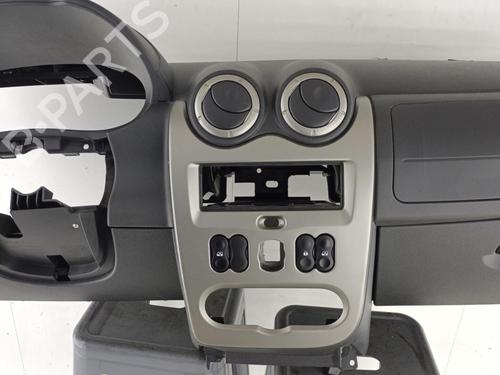 Used Dashboard Dashboard DACIA DUSTER (HS_) 1.5 dCi (HSMC) (107 hp) 31804324 31804324