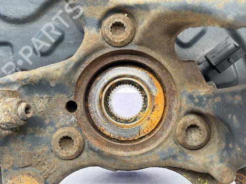 Used Left front steering knuckle Left front steering knuckle VW GOLF SPORTSVAN VII (AM1, AN1) 1.4 TSI (125 hp) 33680140 33680140