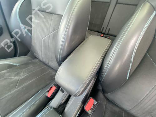 Sæde sæt PEUGEOT 2008 I (CU_) 1.2 THP 110 / PureTech 110 | BP36986507C78 - Image 31