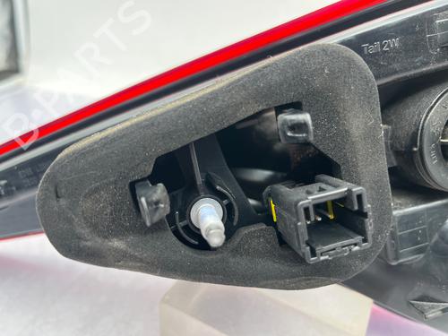 Used Left tailgate light Left tailgate light RENAULT SCÉNIC IV (J9_) 1.3 TCe 140 (140 hp) 34281057 34281057