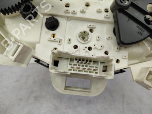 Used Climate control RENAULT TRAFIC II Van (FL) 2.5 dCi 135 (FL0D) (135 hp) 23678122